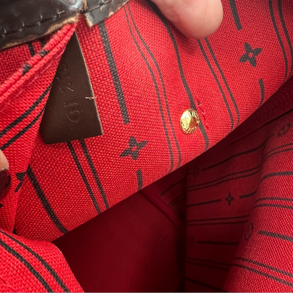 Louis Vuitton Brown Checkered Bag and Wallet Set - Picture 7 of 15